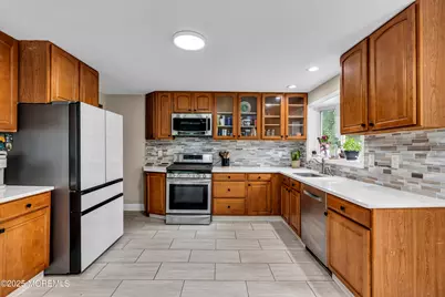 123 Freehold Road, Manalapan Township, NJ 07726 - Photo 8