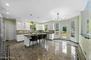 158 Sweetmans Ln, Manalapan Township, NJ 07726 - Photo 22