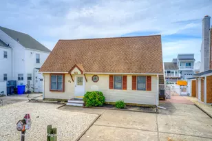 31 Peggy Ln, Manahawkin, NJ 08050 - Photo 2