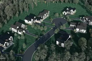 8 Lourdes Ct, Farmingdale, NJ 07727 - Photo 4