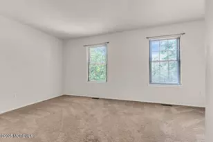 108 Dundee Ct, Aberdeen Township, NJ 07747 - Photo 16