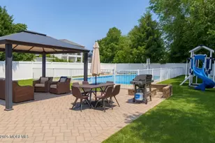 9 Brown Pl, Oakhurst, NJ 07755 - Photo 14