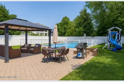 9 Brown Place, Oakhurst, NJ 07755 - Photo 12