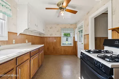 2628 E Hurley Pond Road, Wall Township, NJ 07719 - Photo 10