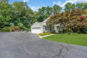 15 Goldsmith Dr, Holmdel, NJ 07733 - Photo 8