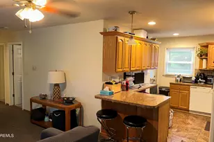 36 Liberty St, Freehold, NJ 07728 - Photo 4