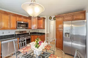 51 Dortmunder Dr, Manalapan Township, NJ 07726 - Photo 8