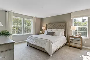 35 Victoria Gdns Sq, Neptune Township, NJ 07753 - Photo 12