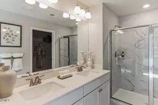 41 Victoria Gdns Sq, Neptune Township, NJ 07753 - Photo 14