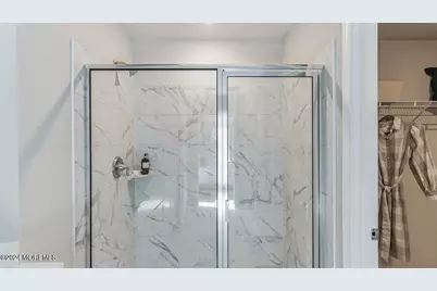 43 Victoria Gardens Square, Neptune Township, NJ 07753 - Photo 16