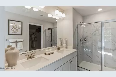 43 Victoria Gardens Square, Neptune Township, NJ 07753 - Photo 14