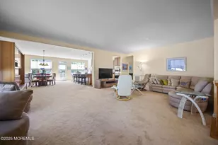 40 Riva Ridge Rd, Manalapan Township, NJ 07726 - Photo 10