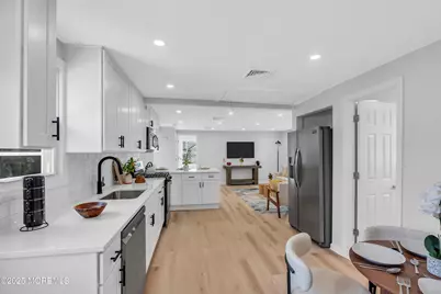 825 Lorillard Avenue, Union Beach, NJ 07735 - Photo 6