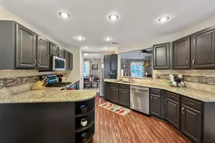 313 Wellington Ct, Jackson, NJ 08527 - Photo 8