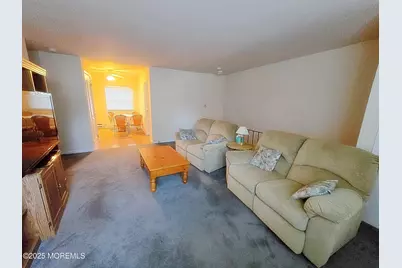 72 White Street #A, Eatontown, NJ 07724 - Photo 4