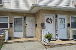 72 White St, Eatontown, NJ 07724 - Photo 2