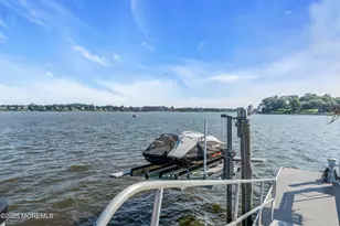 458 Navesink River Rd, Red Bank, NJ 07701 - Photo 24