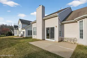 211 Bradwick Way, Marlboro Township, NJ 07746 - Photo 38