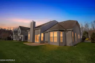 211 Bradwick Way, Marlboro Township, NJ 07746 - Photo 38