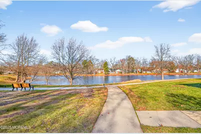 110F Edinburgh Lane, Lakewood, NJ 08701 - Photo 22