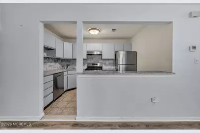 604 Woodhaven Drive, Edison, NJ 08817 - Photo 12