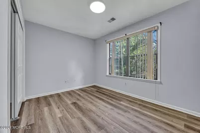 604 Woodhaven Drive, Edison, NJ 08817 - Photo 18