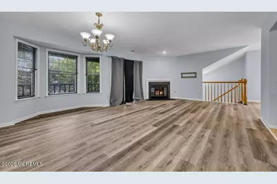 604 Woodhaven Drive, Edison, NJ 08817 - Photo 6