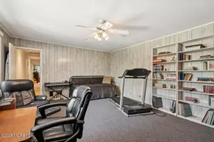 20 Tilton Dr, Freehold, NJ 07728 - Photo 20