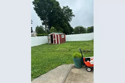 308 Myrtle Street, Cliffwood, NJ 07721 - Photo 14