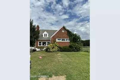 308 Myrtle Street, Cliffwood, NJ 07721 - Photo 2