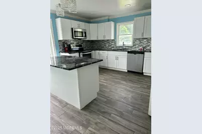 308 Myrtle Street, Cliffwood, NJ 07721 - Photo 32