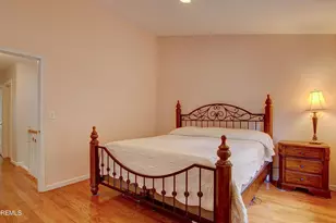 22 Weller Pl, Holmdel, NJ 07733 - Photo 20