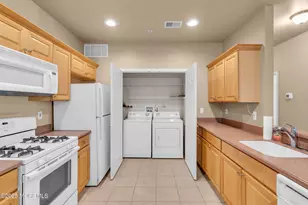 219 Sophee Ln, Lakewood, NJ 08701 - Photo 14