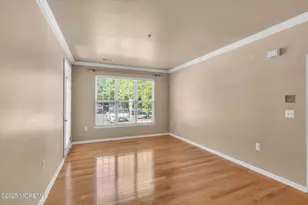 219 Sophee Ln, Lakewood, NJ 08701 - Photo 8