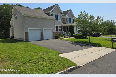 21 Christopher Drive, Howell Township, NJ 07731 - Photo 2