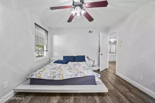 32A Plaza De Las Lobos, Freehold, NJ 07728 - Photo 10