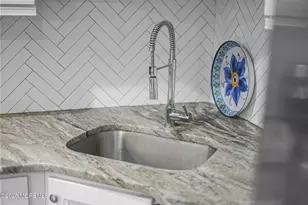 32A Plaza De Las Lobos, Freehold, NJ 07728 - Photo 38