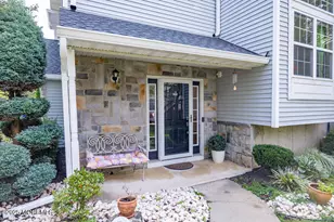 49 Rozalyn Ln, Laurence Harbor, NJ 08879 - Photo 2