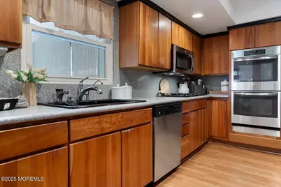 104 Gordons Corner Road, Manalapan Township, NJ 07726 - Photo 14