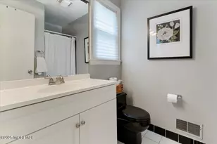 104 Gordons Corner Rd, Manalapan Township, NJ 07726 - Photo 42