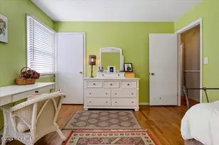 104 Gordons Corner Rd, Manalapan Township, NJ 07726 - Photo 28
