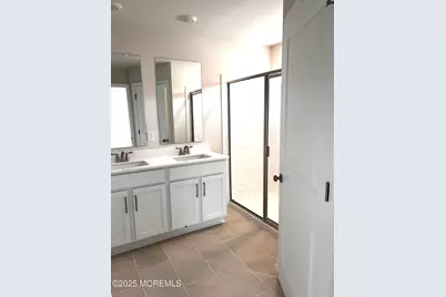 14 Rothbury Court, Tinton Falls, NJ 07753 - Photo 10