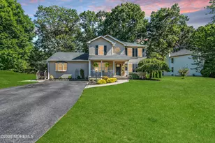 1 Sun Hollow Rd, Howell Township, NJ 07731 - Photo 2