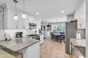 1 Sun Hollow Rd, Howell Township, NJ 07731 - Photo 10