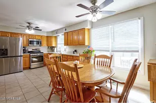 402 Frank Applegate Rd, Jackson, NJ 08527 - Photo 4