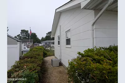 9 S Hollywood Boulevard, Forked River, NJ 08731 - Photo 34