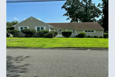 43 Dwight Drive, Oakhurst, NJ 07755 - Photo 1