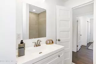 166 N Lehigh Ave, Cranford Township, NJ 07016 - Photo 36