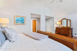 88 Windsor Dr, Eatontown, NJ 07724 - Photo 20