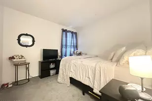 33 Tulip Ln, Freehold, NJ 07728 - Photo 14